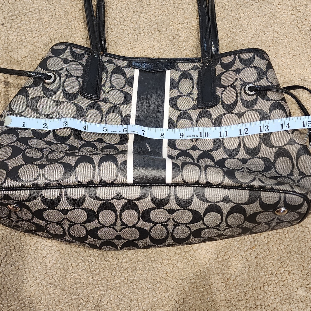 Pre-loved Coach purse